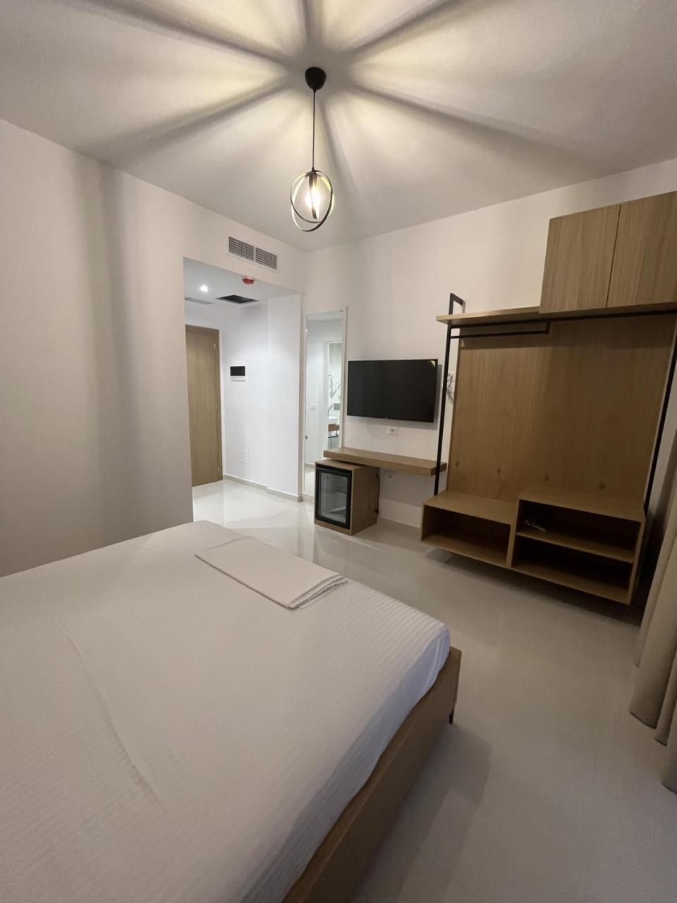 Belsar Hotel Ksamil Buitenkant foto