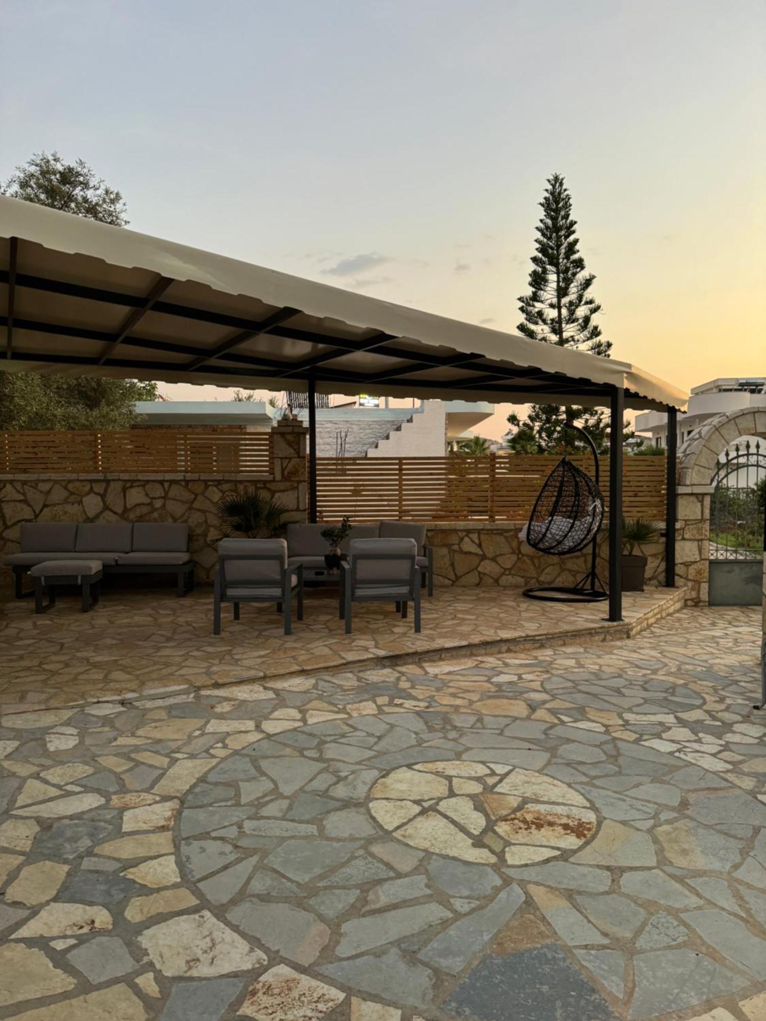 Belsar Hotel Ksamil Buitenkant foto