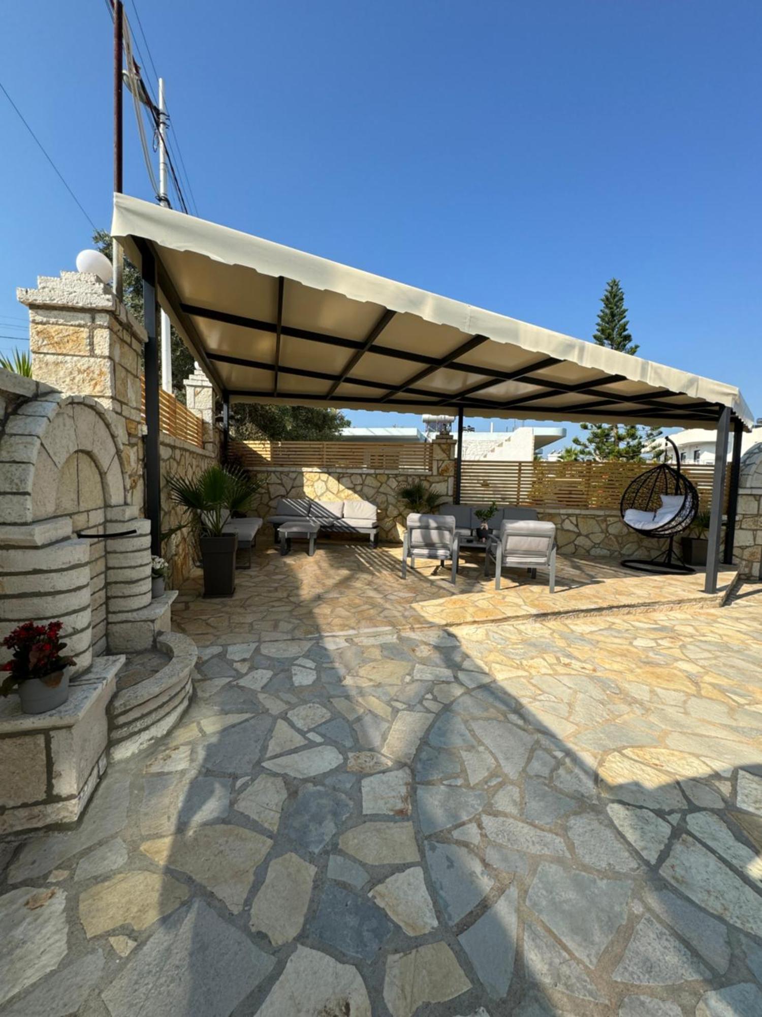 Belsar Hotel Ksamil Buitenkant foto